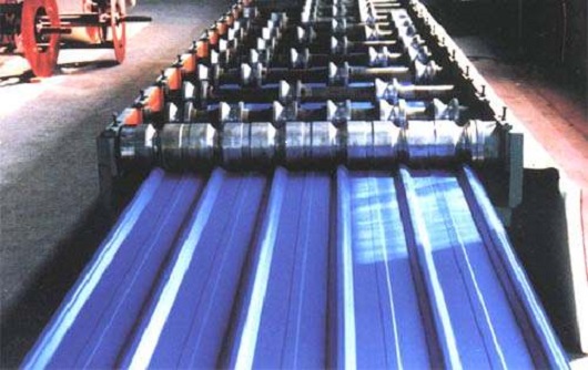 誰(shuí)發(fā)明了彩鋼板，較早的太原彩鋼板在哪里？