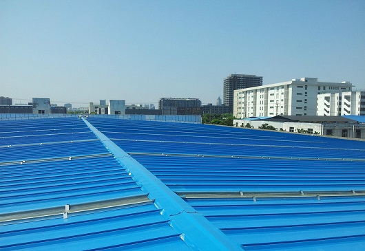 注意啦，運(yùn)城鋼結(jié)構(gòu)廠房屋面板施工要曉得這些