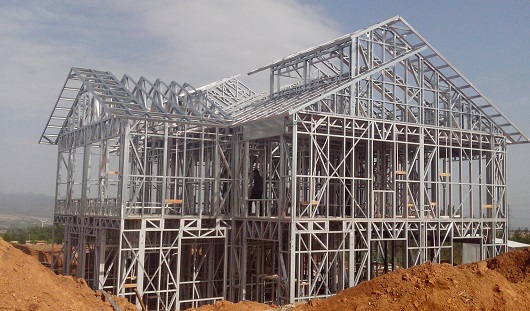 “鋅”價格瘋漲，對輕鋼房屋的影響有多大？