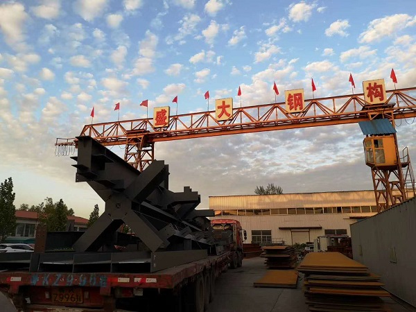 鋼結(jié)構(gòu)加工中，起重機(jī)操作技術(shù)交底