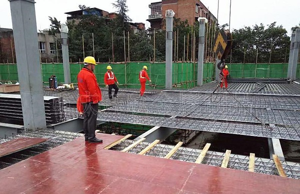 了解鋼筋桁架樓承板安裝要求，問題即可對照解決