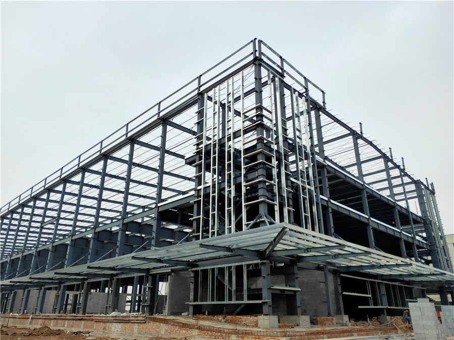 山西鋼結(jié)構(gòu)廠家施工動(dòng)態(tài)-中通快遞太原運(yùn)轉(zhuǎn)中心施工現(xiàn)場