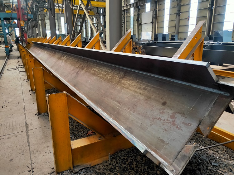 山西鋼結(jié)構(gòu)生產(chǎn)廠家，鋼結(jié)構(gòu)施工安裝企業(yè)