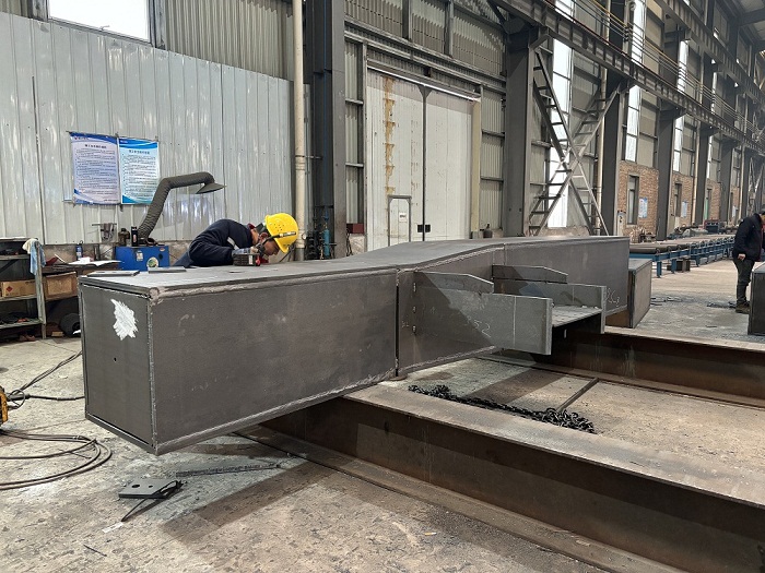 山西鋼結(jié)構(gòu)公司，找山西盛大鋼構(gòu)28年老廠專業(yè)承包資質(zhì)