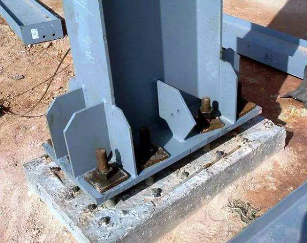 鋼結(jié)構(gòu)廠(chǎng)房螺栓安裝和檢測(cè)